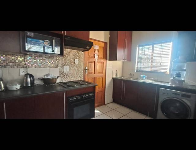 3 BEDROOM HOUSE FOR SALE IN WEST PARK